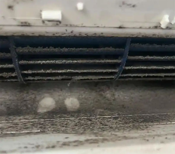 金门空调吹的风有股烧焦味是怎么回事